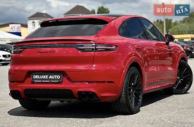 Внедорожник / Кроссовер Porsche Cayenne 2021 в 