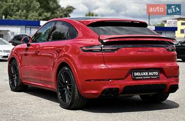 Внедорожник / Кроссовер Porsche Cayenne 2021 в 