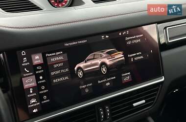 Внедорожник / Кроссовер Porsche Cayenne 2021 в 