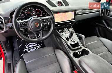 Внедорожник / Кроссовер Porsche Cayenne 2021 в 