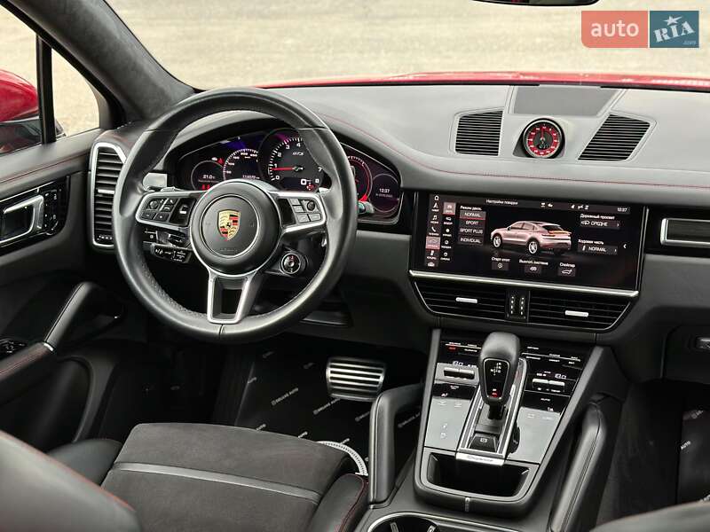 Позашляховик / Кросовер Porsche Cayenne 2021 в Києві