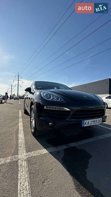 Внедорожник / Кроссовер Porsche Cayenne 2012 в Ирпене