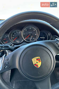 Позашляховик / Кросовер Porsche Cayenne 2012 в 