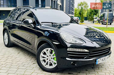 Внедорожник / Кроссовер Porsche Cayenne 2011 в 