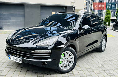 Внедорожник / Кроссовер Porsche Cayenne 2011 в 