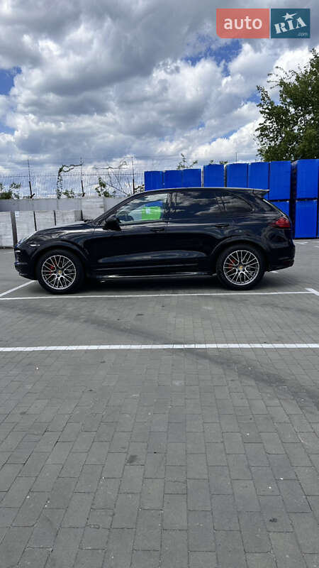 Внедорожник / Кроссовер Porsche Cayenne 2013 в Белой Церкви