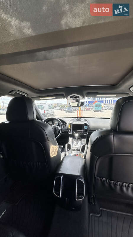 Внедорожник / Кроссовер Porsche Cayenne 2013 в Белой Церкви