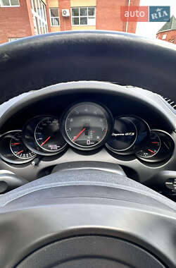Внедорожник / Кроссовер Porsche Cayenne 2013 в 