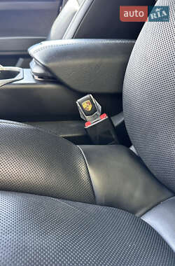 Внедорожник / Кроссовер Porsche Cayenne 2013 в 