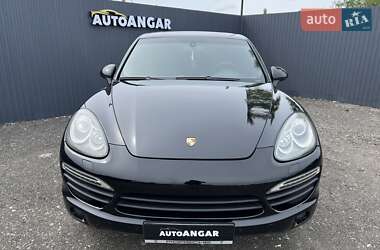 Позашляховик / Кросовер Porsche Cayenne 2010 в 
