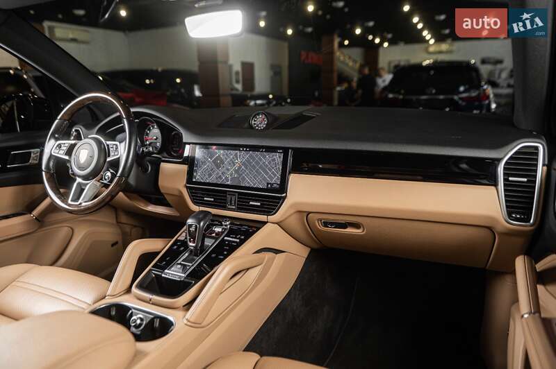 Внедорожник / Кроссовер Porsche Cayenne 2020 в Одессе