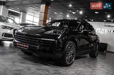 Позашляховик / Кросовер Porsche Cayenne 2020 в 