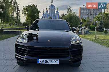 Внедорожник / Кроссовер Porsche Cayenne 2020 в 