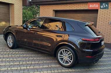 Внедорожник / Кроссовер Porsche Cayenne 2020 в 