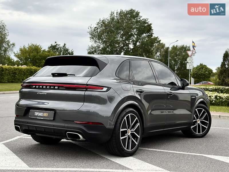Позашляховик / Кросовер Porsche Cayenne 2024 в Києві
