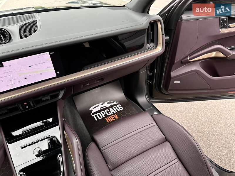 Позашляховик / Кросовер Porsche Cayenne 2024 в Києві