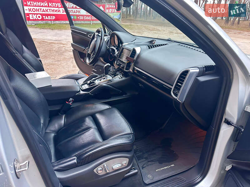 Внедорожник / Кроссовер Porsche Cayenne 2013 в Кропивницком фото 8 Внедорожник / Кроссовер Porsche Cayenne 2013 в Кропивницком