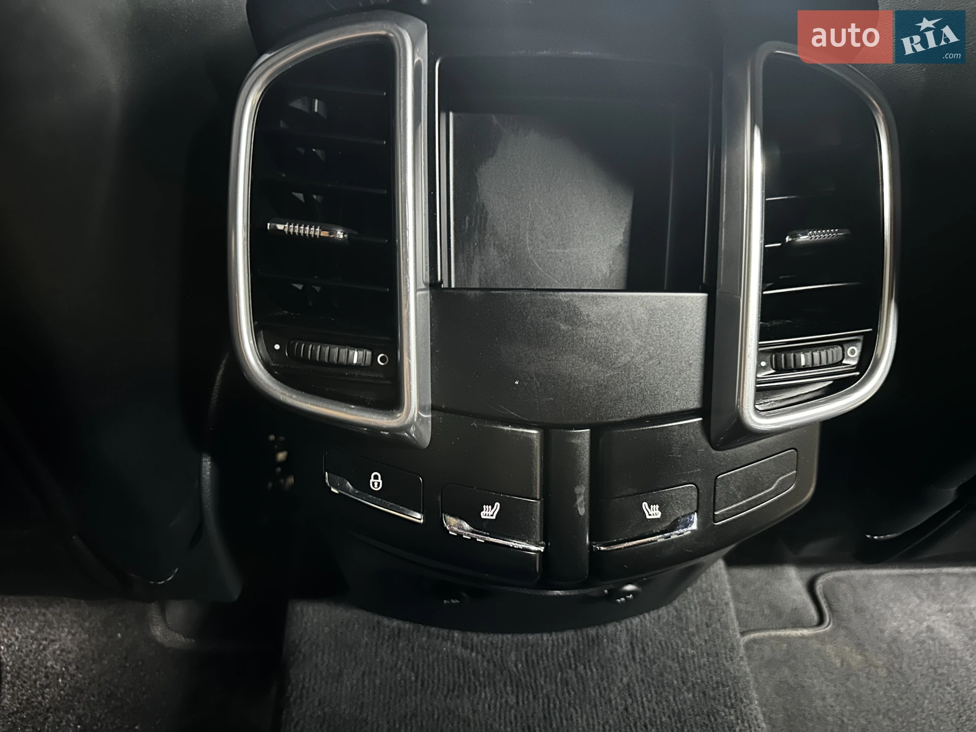 2015 Porsche Cayenne - мініатюра 71