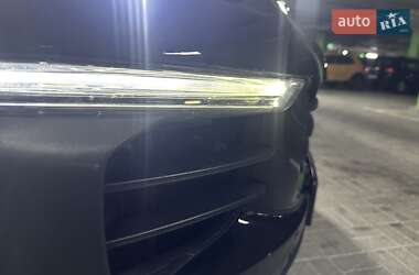 Позашляховик / Кросовер Porsche Cayenne 2015 в 