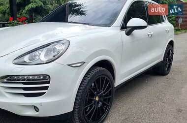 Внедорожник / Кроссовер Porsche Cayenne 2013 в 