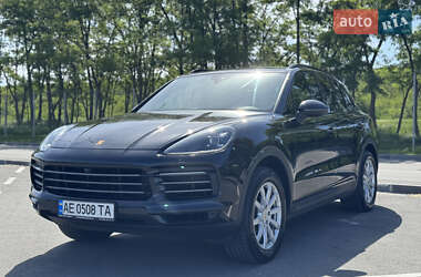 Внедорожник / Кроссовер Porsche Cayenne 2017 в 