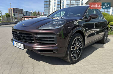 Внедорожник / Кроссовер Porsche Cayenne 2020 в 