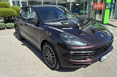 Внедорожник / Кроссовер Porsche Cayenne 2020 в 
