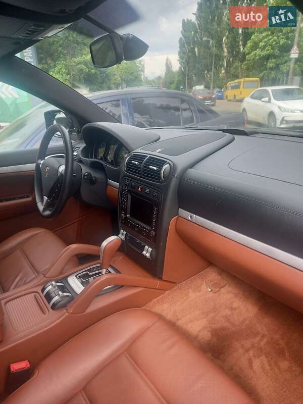 Позашляховик / Кросовер Porsche Cayenne 2008 в 