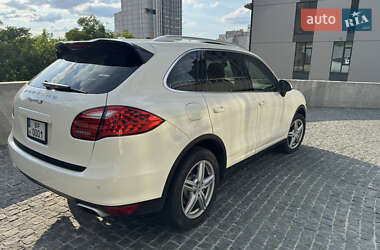 Внедорожник / Кроссовер Porsche Cayenne 2011 в Днепре