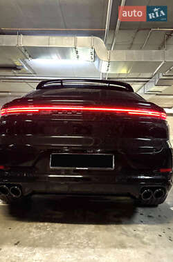 Внедорожник / Кроссовер Porsche Cayenne 2024 в 