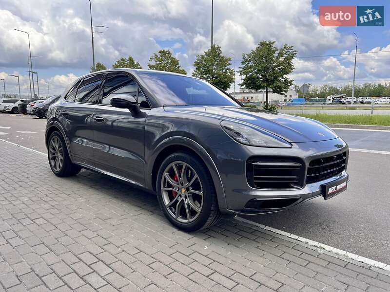 Внедорожник / Кроссовер Porsche Cayenne 2022 в Киеве