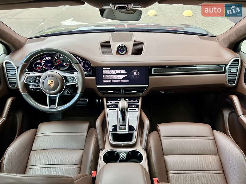 Внедорожник / Кроссовер Porsche Cayenne 2022 в Киеве