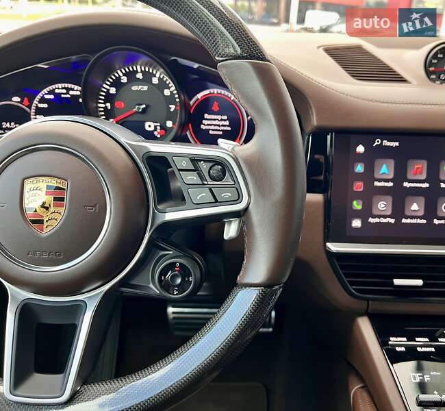 Внедорожник / Кроссовер Porsche Cayenne 2022 в Киеве