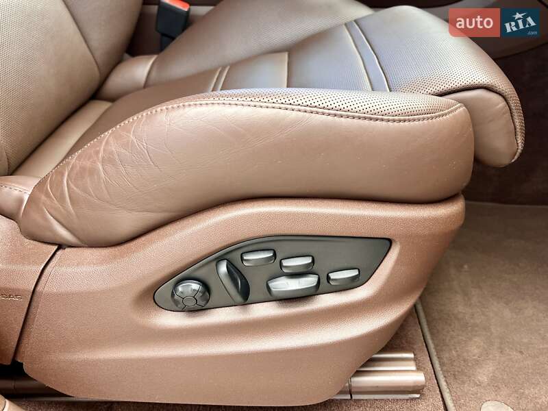 Внедорожник / Кроссовер Porsche Cayenne 2022 в Киеве