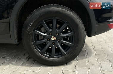 Позашляховик / Кросовер Porsche Cayenne 2011 в 