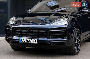 Внедорожник / Кроссовер Porsche Cayenne 2019 в 