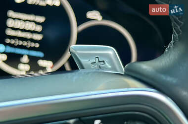 Внедорожник / Кроссовер Porsche Cayenne 2018 в 