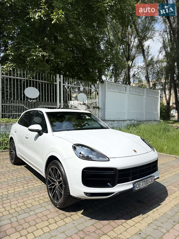 Позашляховик / Кросовер Porsche Cayenne 2019 в 