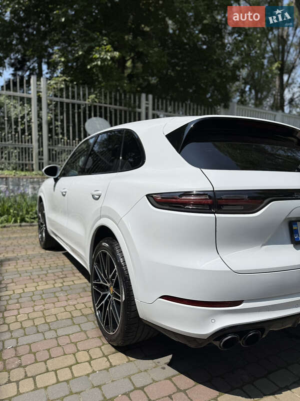 Внедорожник / Кроссовер Porsche Cayenne 2019 в Черновцах фото 17 Внедорожник / Кроссовер Porsche Cayenne 2019 в Черновцах