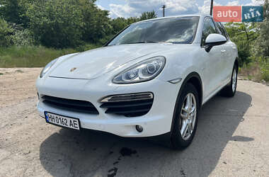 Внедорожник / Кроссовер Porsche Cayenne 2013 в 