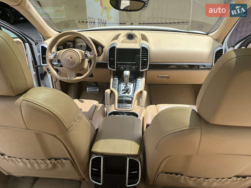 Внедорожник / Кроссовер Porsche Cayenne 2013 в Одессе фото 10 Внедорожник / Кроссовер Porsche Cayenne 2013 в Одессе