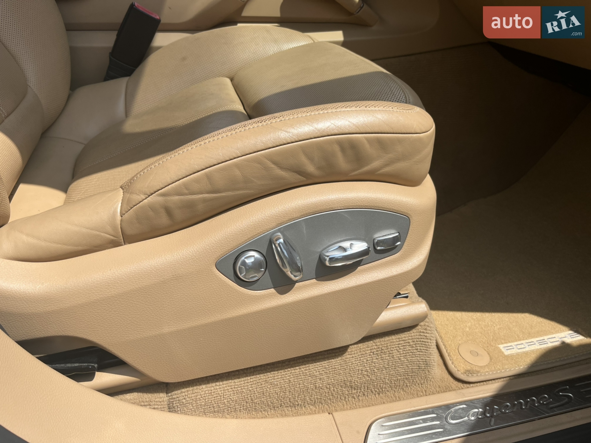 2013 Porsche Cayenne - мініатюра 16