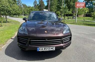 Внедорожник / Кроссовер Porsche Cayenne 2018 в 
