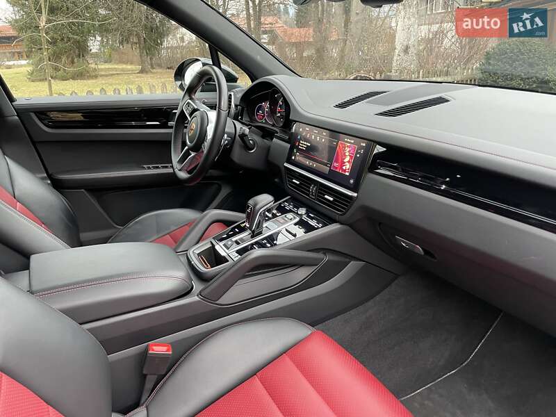 Внедорожник / Кроссовер Porsche Cayenne 2022 в Харькове