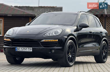 Внедорожник / Кроссовер Porsche Cayenne 2012 в 