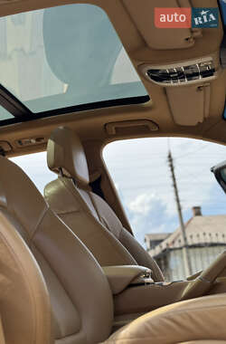 Внедорожник / Кроссовер Porsche Cayenne 2012 в 