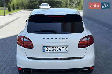 Внедорожник / Кроссовер Porsche Cayenne 2010 в 