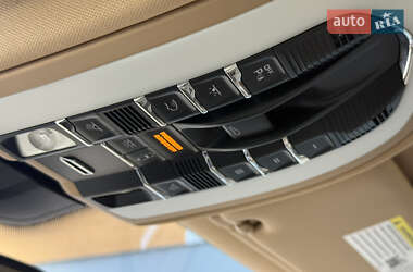 Внедорожник / Кроссовер Porsche Cayenne 2010 в 