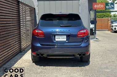 Внедорожник / Кроссовер Porsche Cayenne 2013 в 