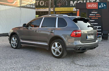 Внедорожник / Кроссовер Porsche Cayenne 2007 в 
